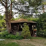 Letniskowy Na Kaszubach Lub Z Kominkiem بيت خشبي