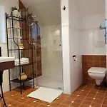 Lodge Letniskowy Na Kaszubach Lub Z Kominkiem *