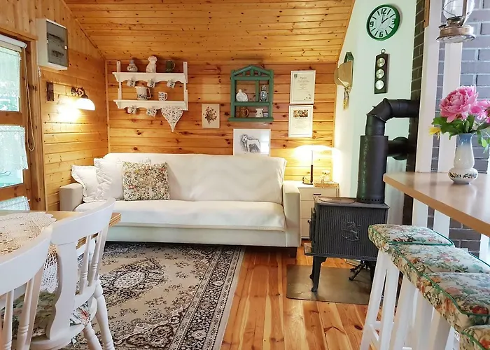 Gerendaház Letniskowy Na Kaszubach Lub Z Kominkiem *