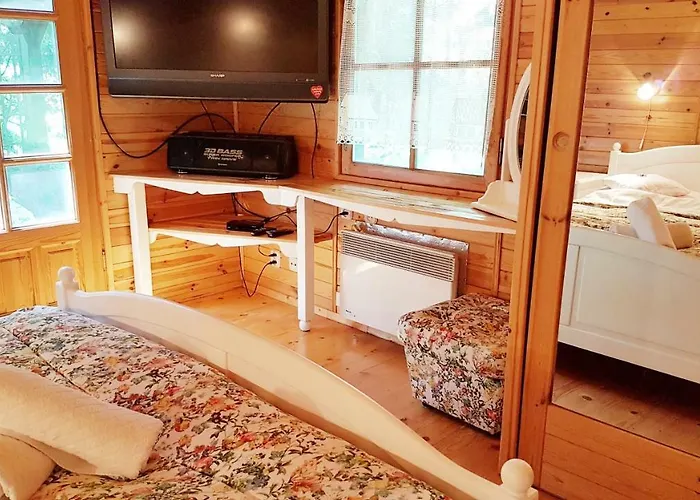 Letniskowy Na Kaszubach Lub Z Kominkiem Alojamento de Turismo Selvagem Puck