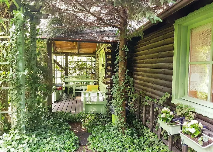 Alojamento de Turismo Selvagem Letniskowy Na Kaszubach Lub Z Kominkiem Puck