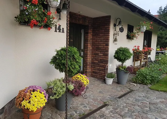 Alojamento de Turismo Selvagem Letniskowy Na Kaszubach Lub Z Kominkiem Puck